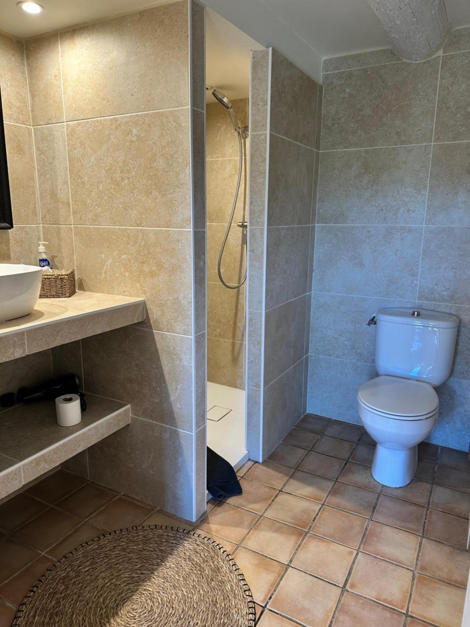 Chambre D'Hote La Beaudine Forcalquier Buitenkant foto